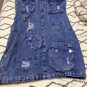 Stylish Blue Denim Dress with Pockets